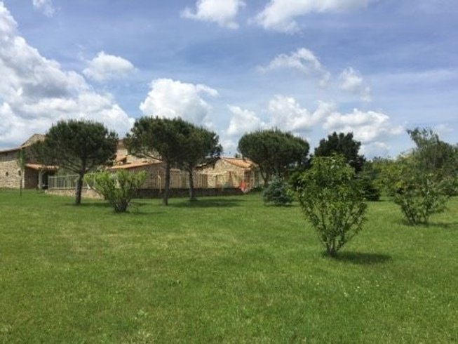 Domaine AbracadaRoom : Gîte Saint Claude - Image 2