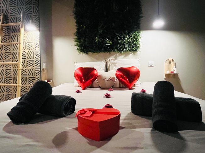 Domaine AbracadaRoom : Amour & Bulles  - Love Room Valence - Image 1