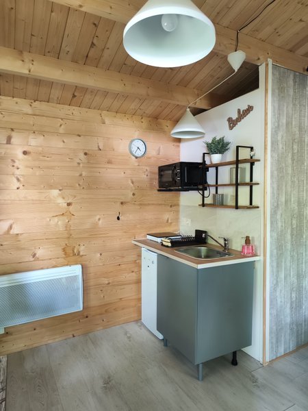 Hébergement AbracadaRoom : Chalet Astral - Une parenthèse au bord de l’eau - Image 4