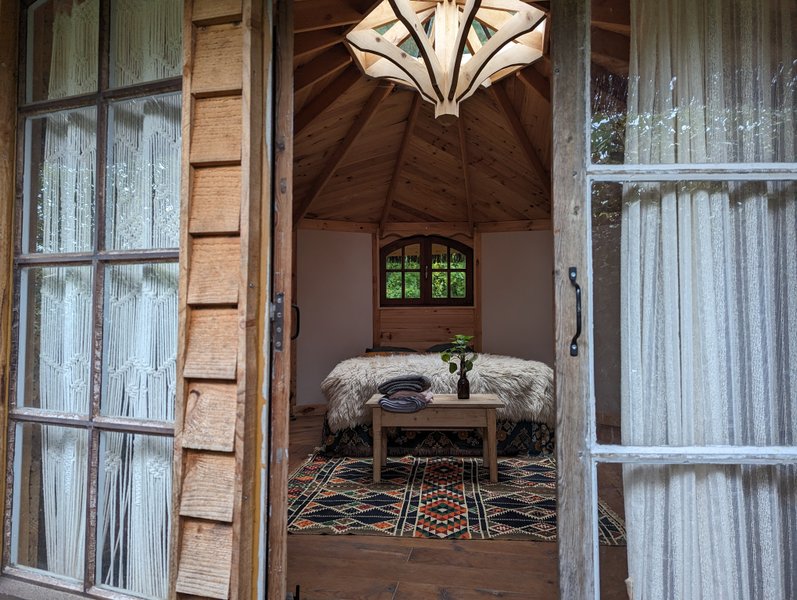 Hébergement AbracadaRoom : Cabayourte en Ecolieu - Image 2