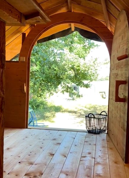 Hébergement AbracadaRoom : Hutte gîte - Image 3