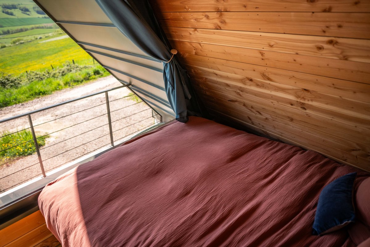 Etno : ecolodge de luxe en pleine nature avec vue et bain nordique à Massingy-Lès-Vitteaux (23)