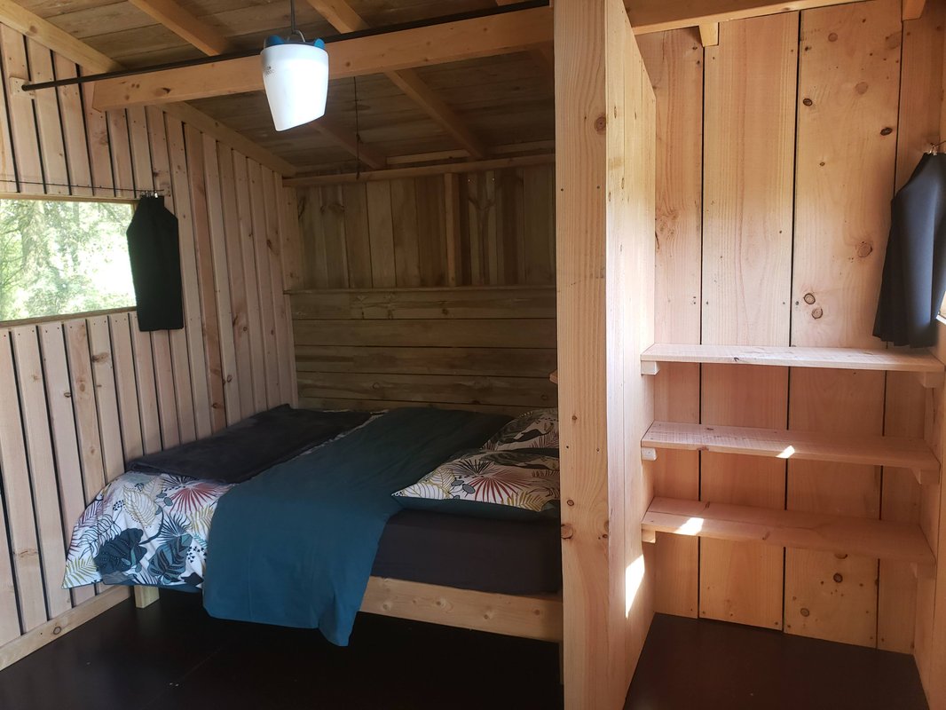 Cabane du domaine du Valdorgère  & Piscine à Bailleul La Vallée (9)