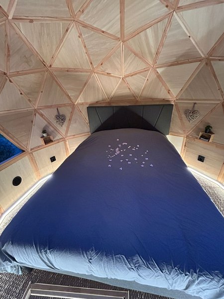 Hébergement AbracadaRoom : Dôme lunaire d'Oriana & Son bain nordique - Image 16