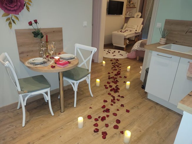 Hébergement AbracadaRoom : La Bulle romantique & Balnéo - Image 13