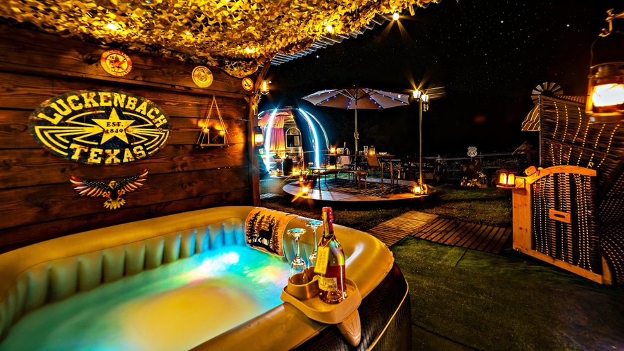 Hébergement AbracadaRoom : Bulle Texas – Luxe  & SPA – Vue Lac Aiguebelette - Image 1