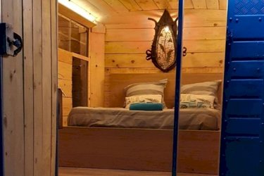 Le Truck-Lodge le GOELETTE - Spa à Saint-Andiol (3)
