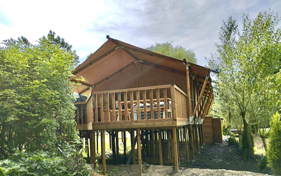 Hébergement AbracadaRoom : Tente Safari XXL sur Pilotis & Spa - Image 1