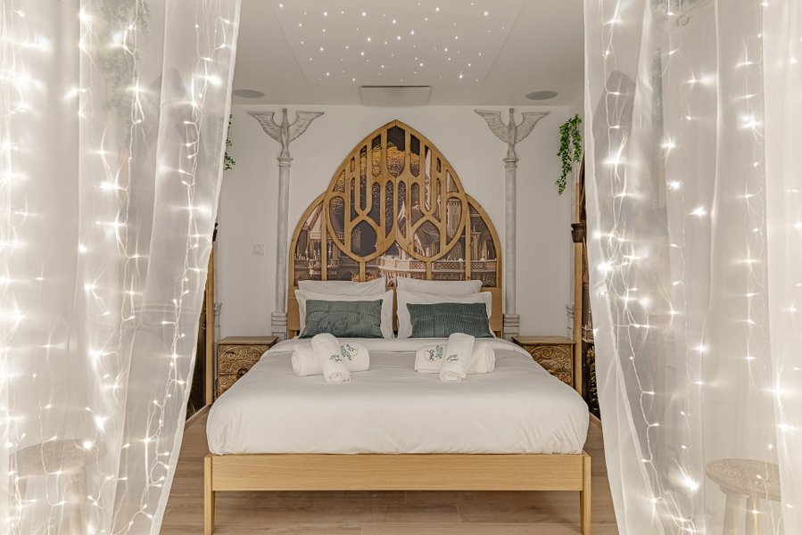 Hébergement AbracadaRoom : Ellendor • Spa privatif & cinéma sous ciel étoilé - Image 5