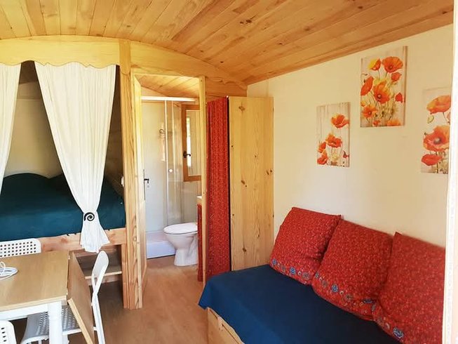 Hébergement AbracadaRoom : Roulotte rêve de bohème - Image 7
