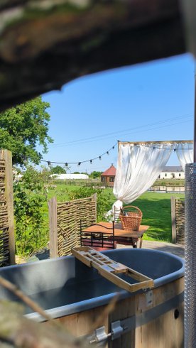 Hébergement AbracadaRoom : Pod - Sous les chênes & Spa - Image 3