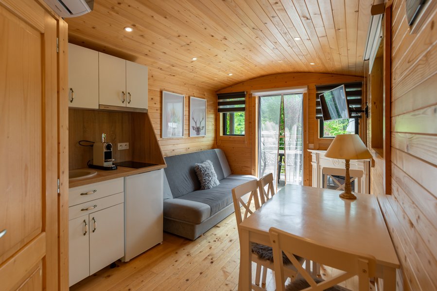 Hébergement AbracadaRoom : Le Chalet-Roulotte & Spa - Image 2