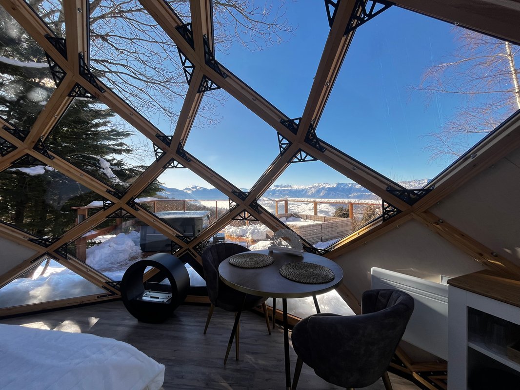Zome jacuzzi et sauna privatif à Saint-Martin-D'uriage (1)