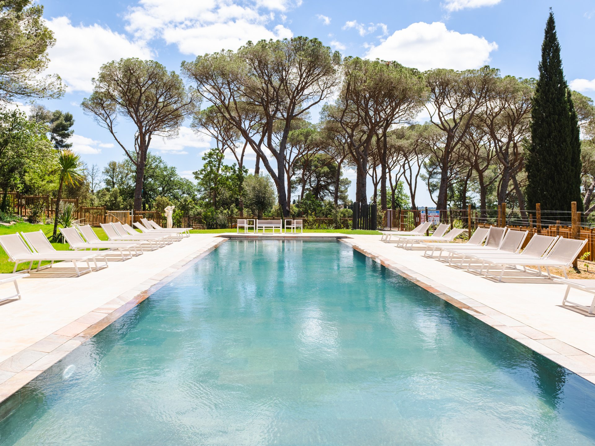Le Cadran Solaire du Château, Gîte 5* climatisé