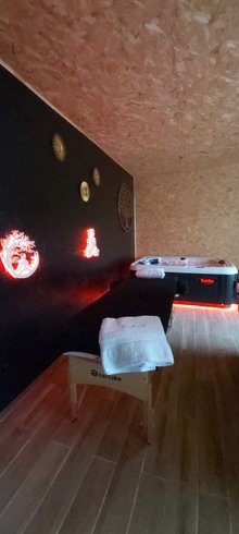 Hébergement AbracadaRoom : "F"anny - Wigwam, piscine & spa - Image 22