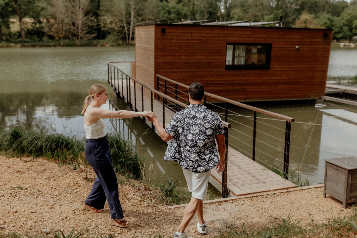 Cabane sur l'eau : L’Õdacieuse à Sainte Gemme (32)