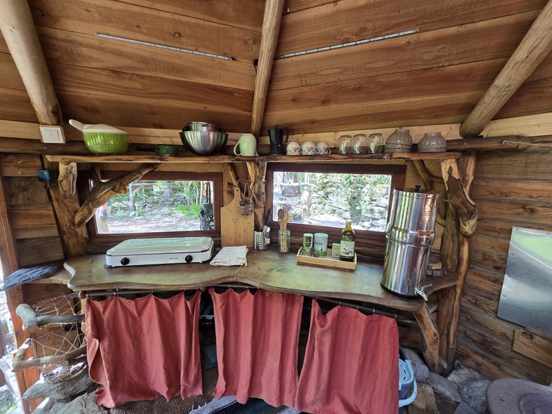 Hébergement AbracadaRoom : Petite cabane dans les bois - Image 4