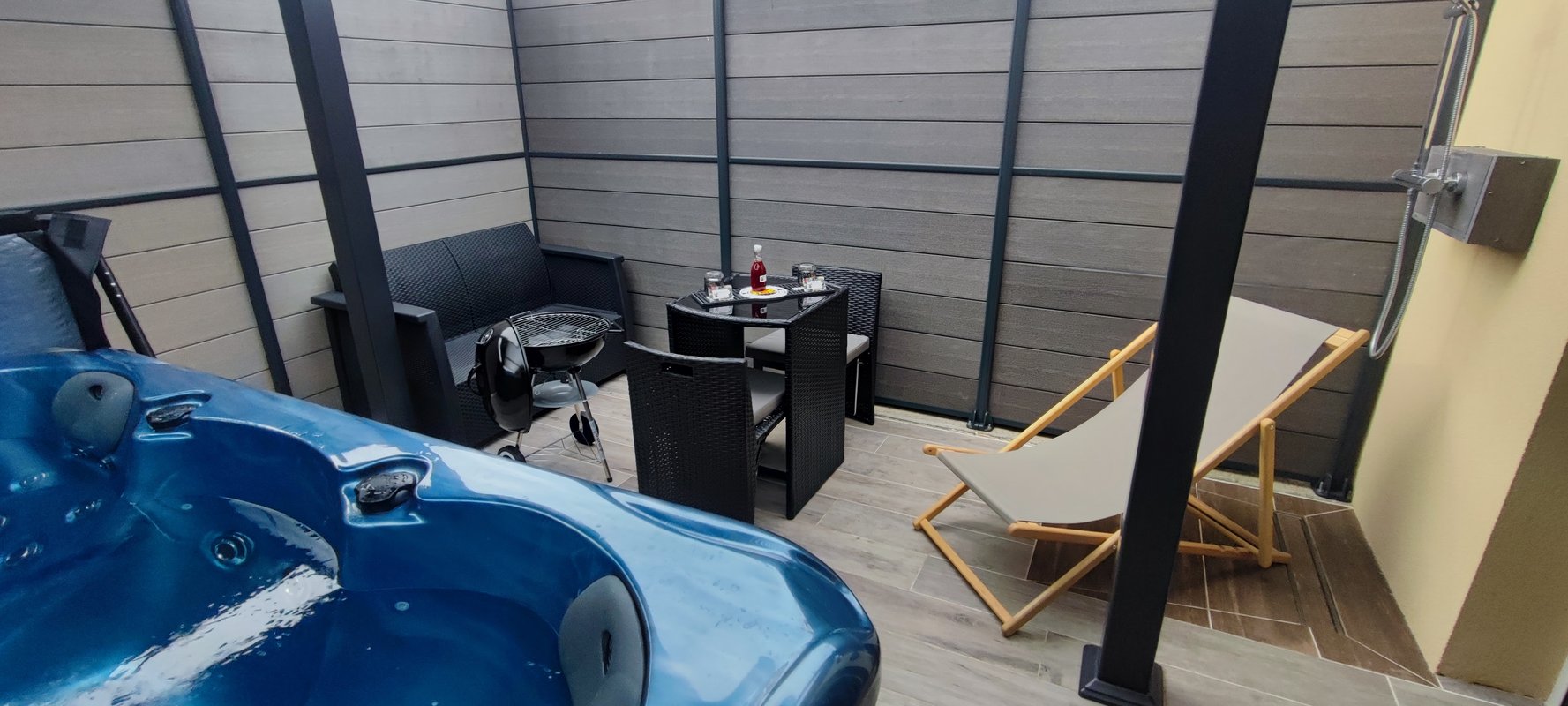 La Kaz Rhumantique, Spa & Sauna à La Riviere Saint Sauveur (12)