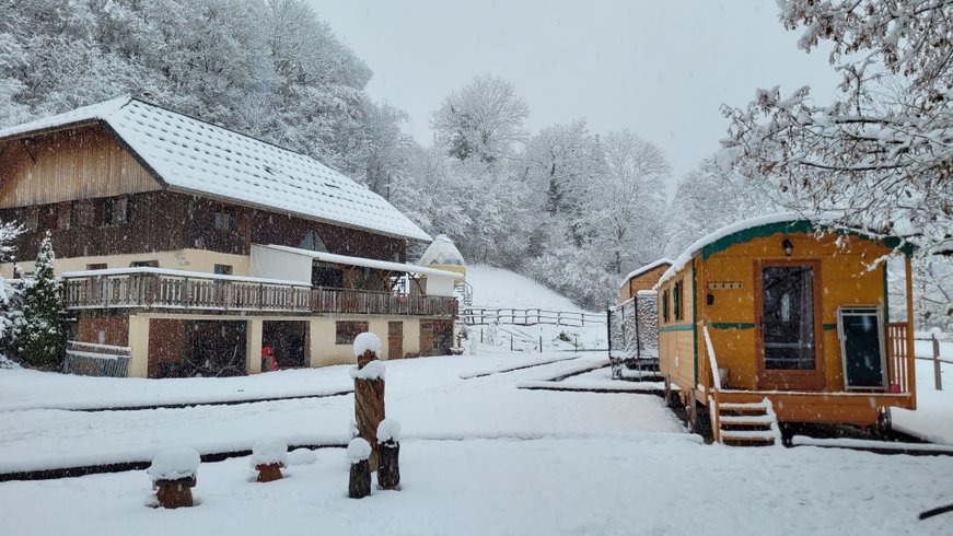 Hébergement AbracadaRoom : La Roulotte des Lutins - Image 2