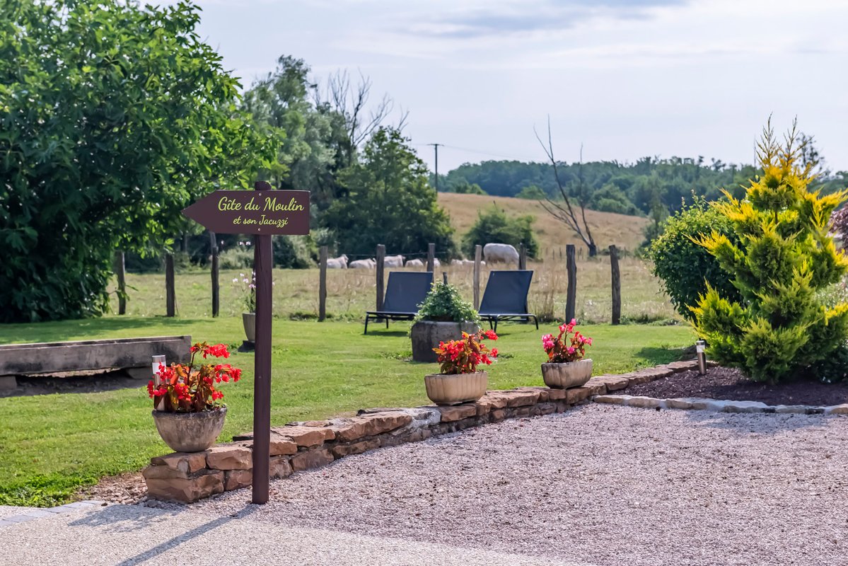 Gîte avec jacuzzi à Arbigny (12)
