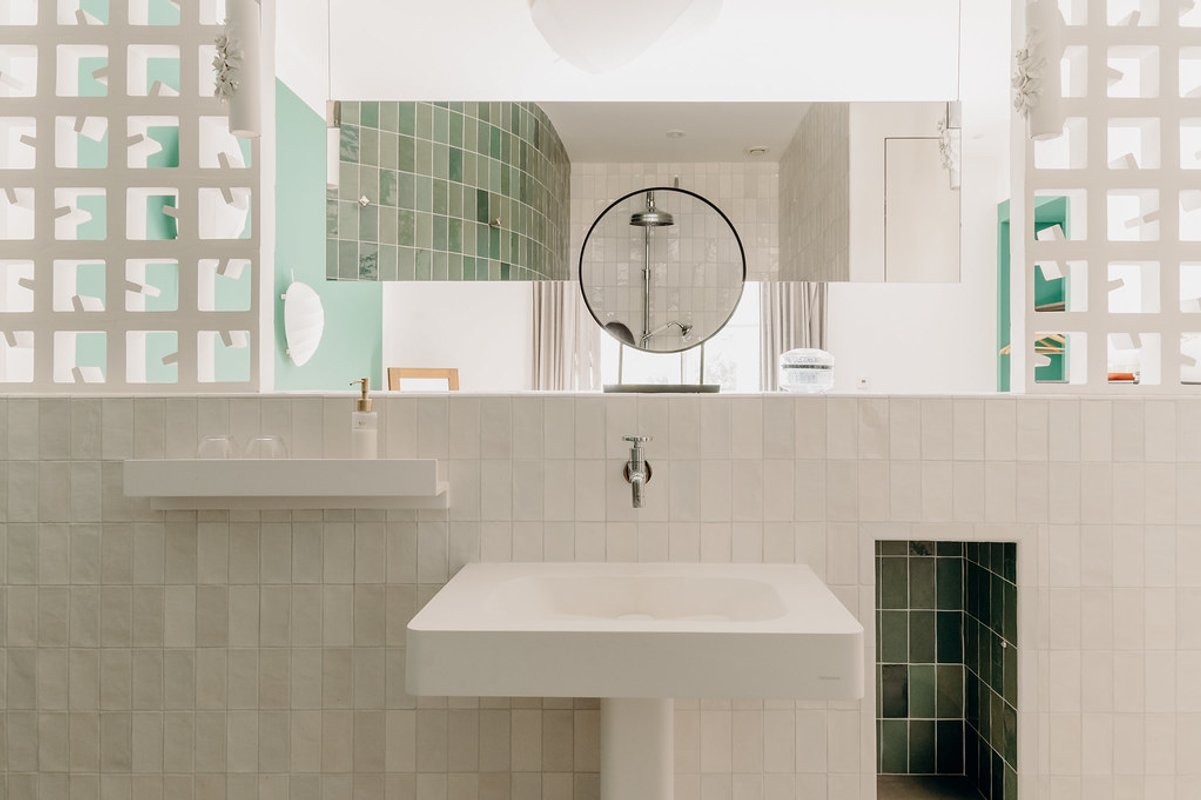 Chambre Double - Deluxe avec vue sur le jardin à Lavérune (5)