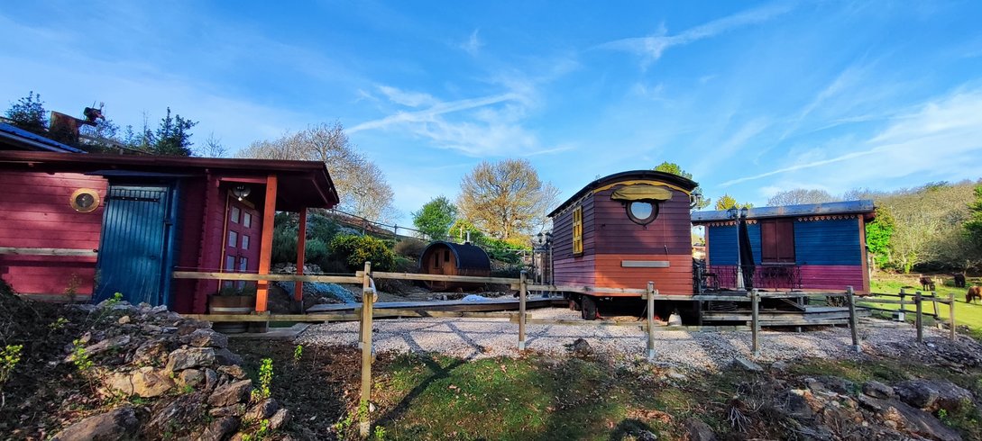 Domaine AbracadaRoom : Gite roulotte de l'Alchimiste - Image 1