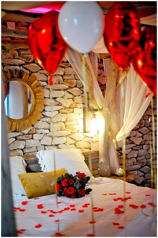 Hébergement AbracadaRoom : Évasion safari unique, SPA XXL, CASCADE D'EAU, CINÉMA PRIVÉ, 5 min du centre - Image 3