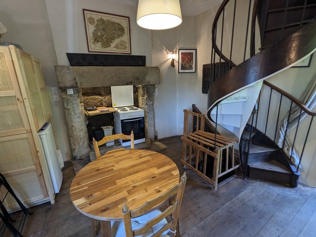 Hébergement AbracadaRoom : La tour médiévale du Château de la Carrée - Image 7