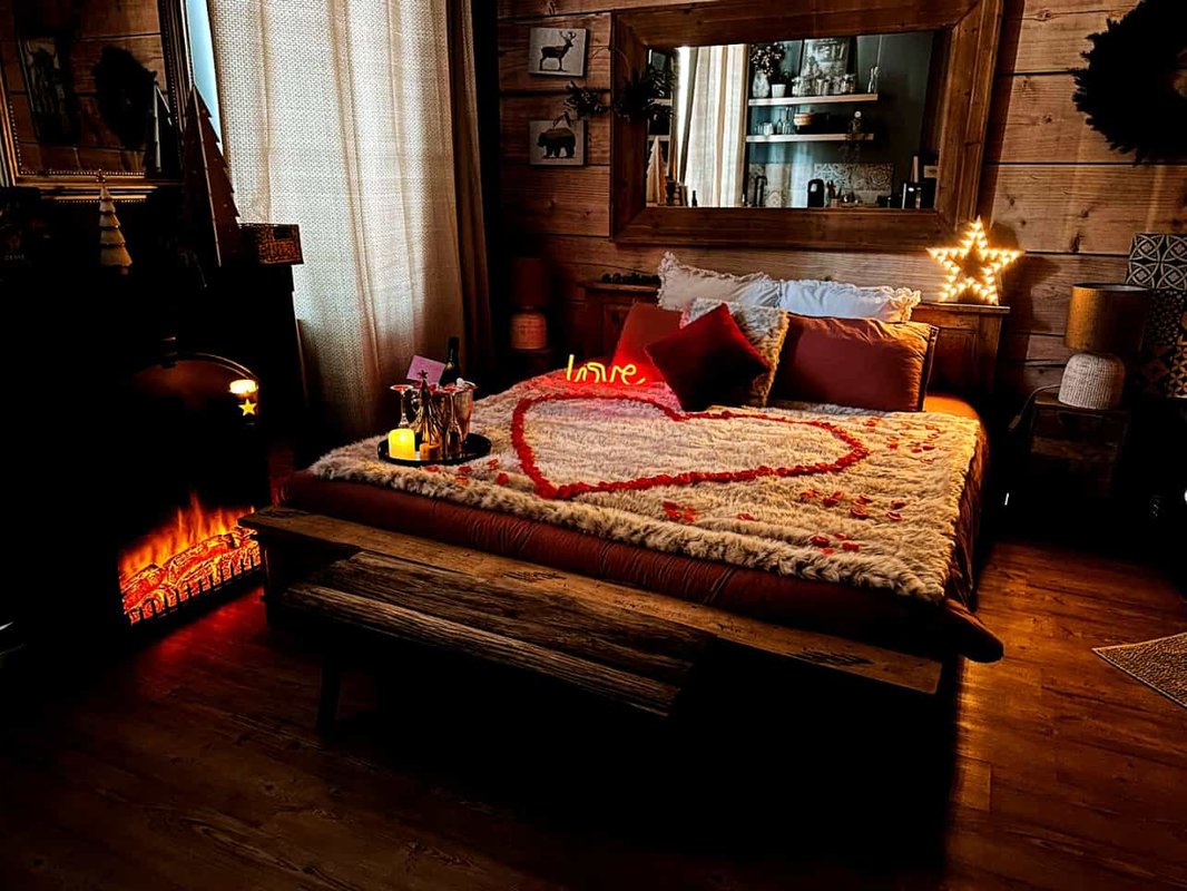 Chalet romantique,SPA, CINÉMA, 5 min centre à Evreux (1)
