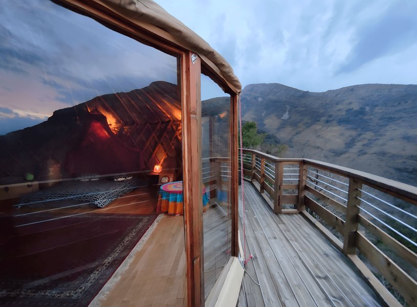 Hébergement AbracadaRoom : La Yourte Nature et sa vue panoramique - Image 6