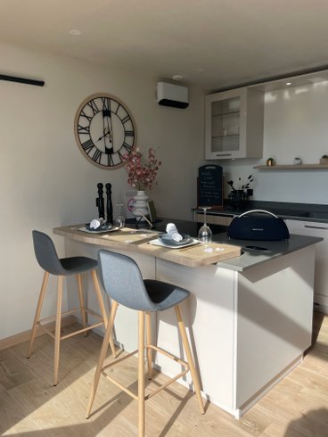 Hébergement AbracadaRoom : L'envol- Spa, Sauna & Vue sur Cherbourg - Image 7