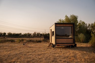 Homnest - Tiny house dans l'Allier - Cheval à Espinasse-Vozelle (1)