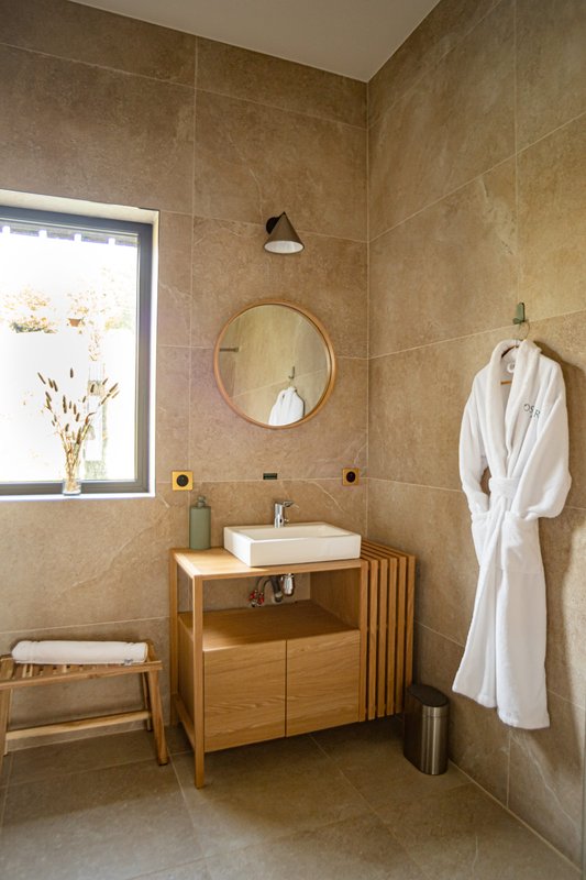 Freya : Ecolodge de luxe avec bain nordique pour 2-4 personnes à Saint-Mards-En-Othe (11)