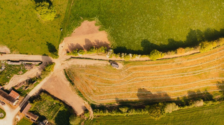 Domaine AbracadaRoom : Parcel Tiny House - campagne des Alpes Mancelles dans la Sarthe - Image 11