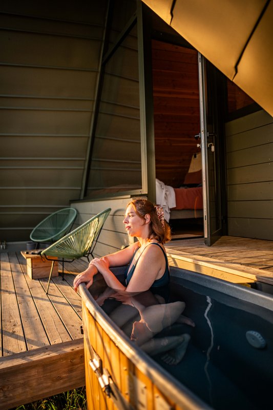 Etno : ecolodge de luxe en pleine nature avec vue et bain nordique à Massingy-Lès-Vitteaux (53)
