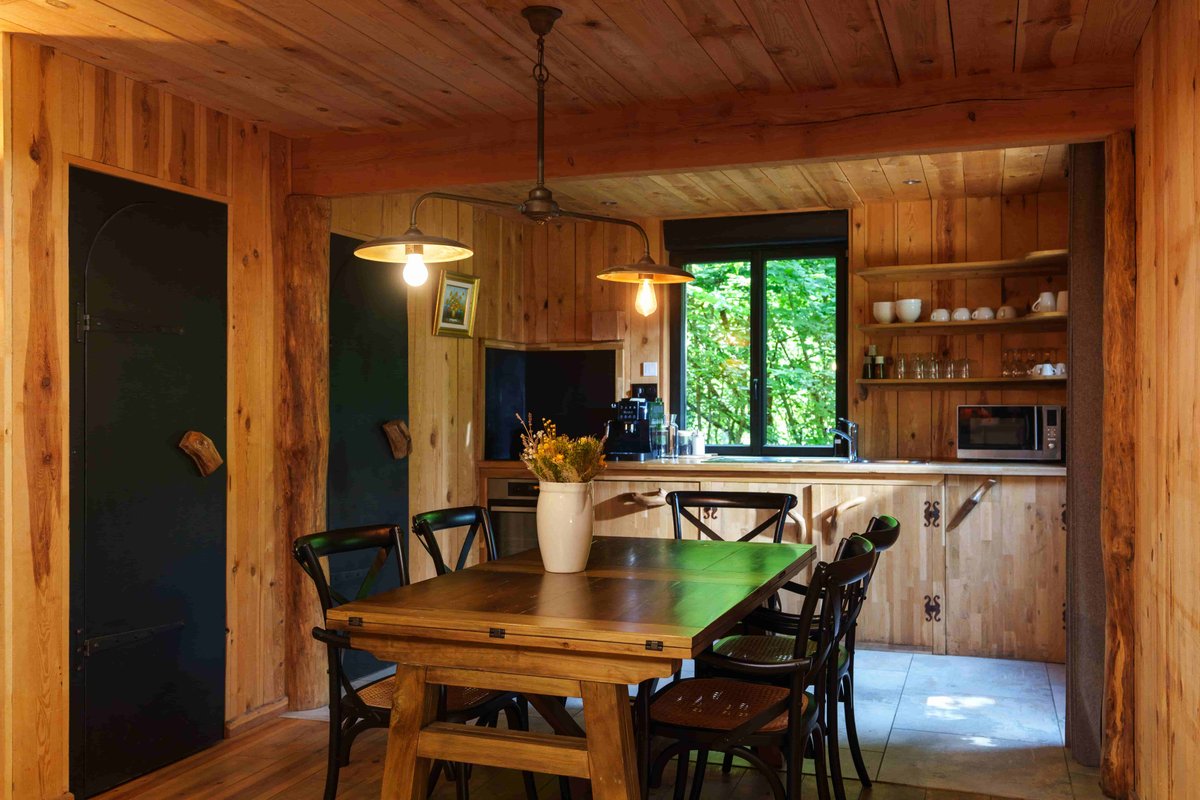 Cabane Spa Le Refuge à St-Léger-Aux-Bois (7)