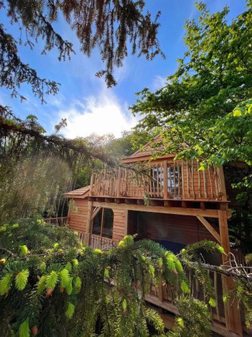 Hébergement AbracadaRoom : Le Château Des Fées & Spa - Image 1