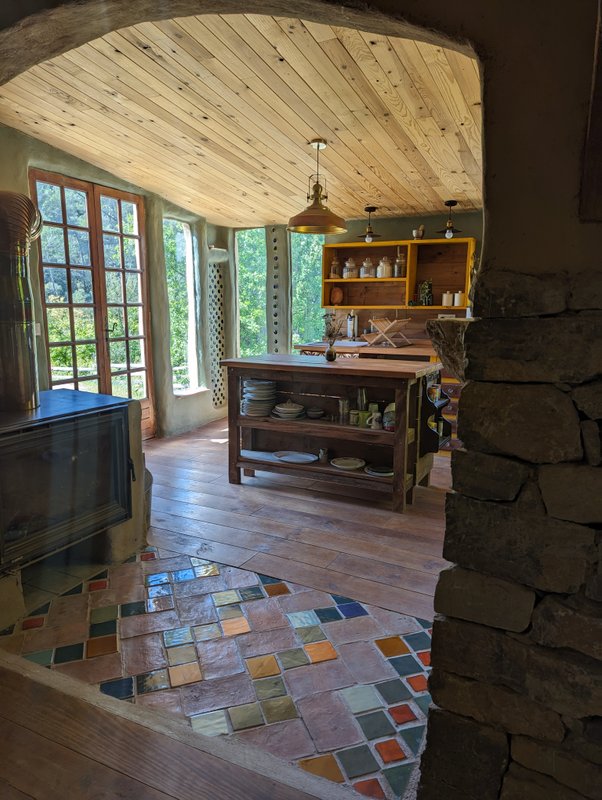 Maison organique à la mauvaise herbe à Barjols (21)