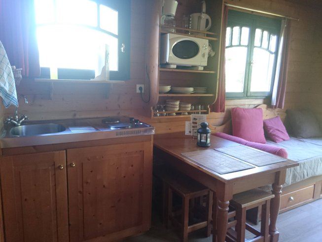 Hébergement AbracadaRoom : Roulotte Coquelicot - Image 4