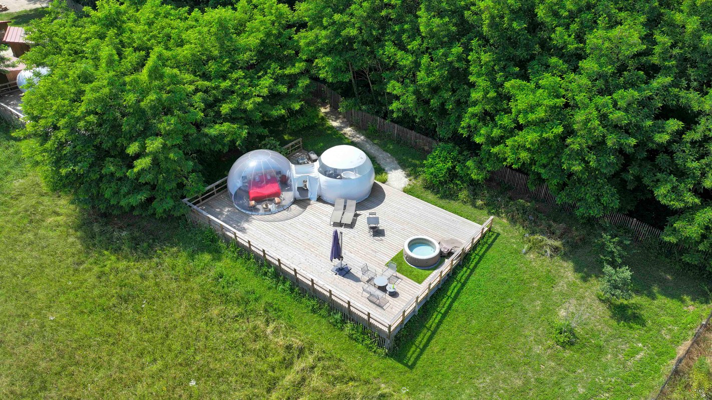 La Bulle SPA Romantique à Jarcieu (1)