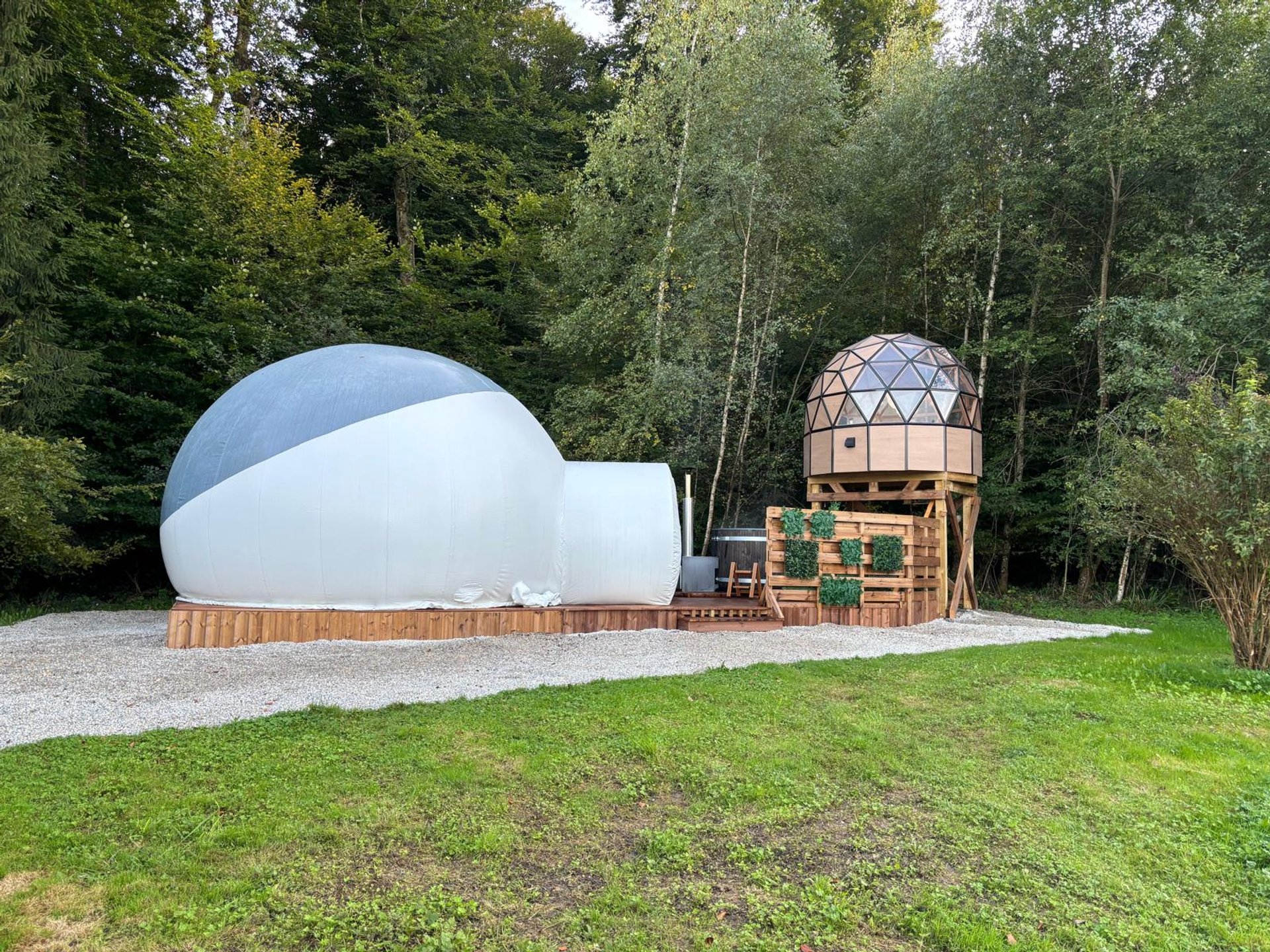 Dôme Lunaire D'Olia et son bain nordique : Dôme en Franche-Comté (Bourgogne-Franche-Comté)