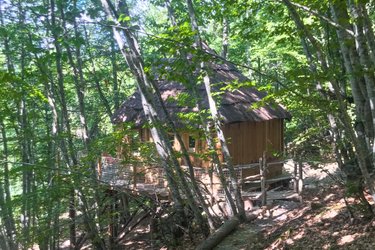 Cabane Spa Les Elfes à Saint Léger Les Mélèzes (2)