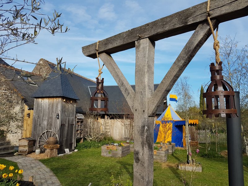 Domaine AbracadaRoom : Jeanne et le Phoenix - Image 30