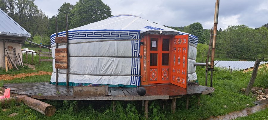 Hébergement AbracadaRoom : Yourte chalet - Image 1