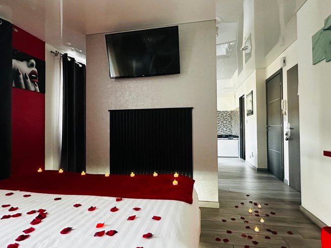 Domaine AbracadaRoom : GLAM APPART SPA LUXE - Image 19