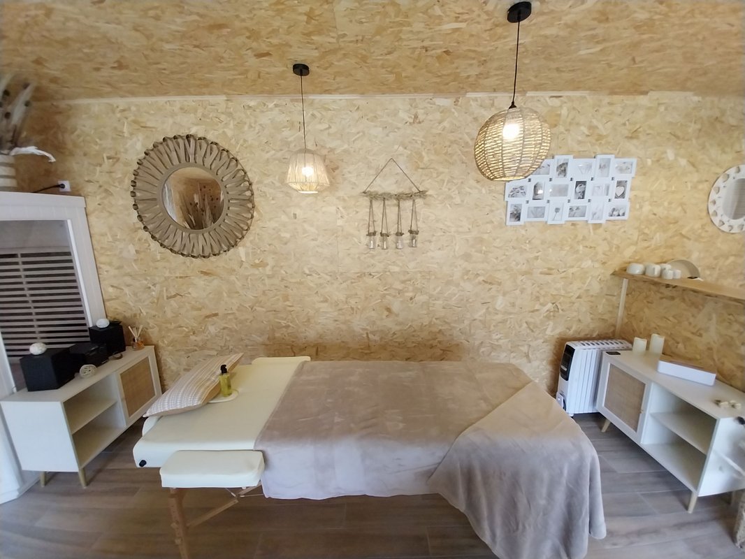"M"ANON-Dôme Géodésique, piscine, spa et sauna. à Malves En Minervois (25)