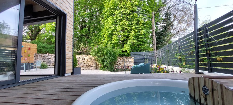 Domaine AbracadaRoom : Jardin des écureuils - Image 12