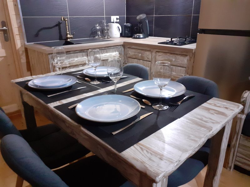 Hébergement AbracadaRoom : La Cabane des Combes & Spa - Image 24