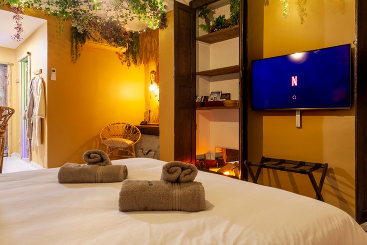 Hébergement AbracadaRoom : L'Aventurier la Jungle balnéo hamac table de massage Vierzon - Image 10