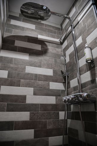 Hébergement AbracadaRoom : Lodge pilotis Vaudésir & Spa - Image 11